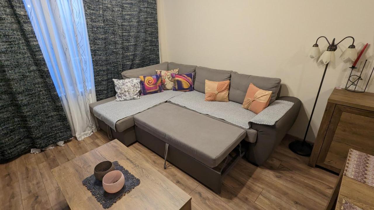 Business And Leisure Apartments In Mladost 2 With Free Garage Sofia Exterior foto