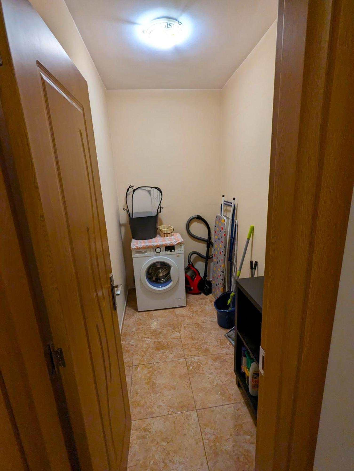 Business And Leisure Apartments In Mladost 2 With Free Garage Sofia Exterior foto