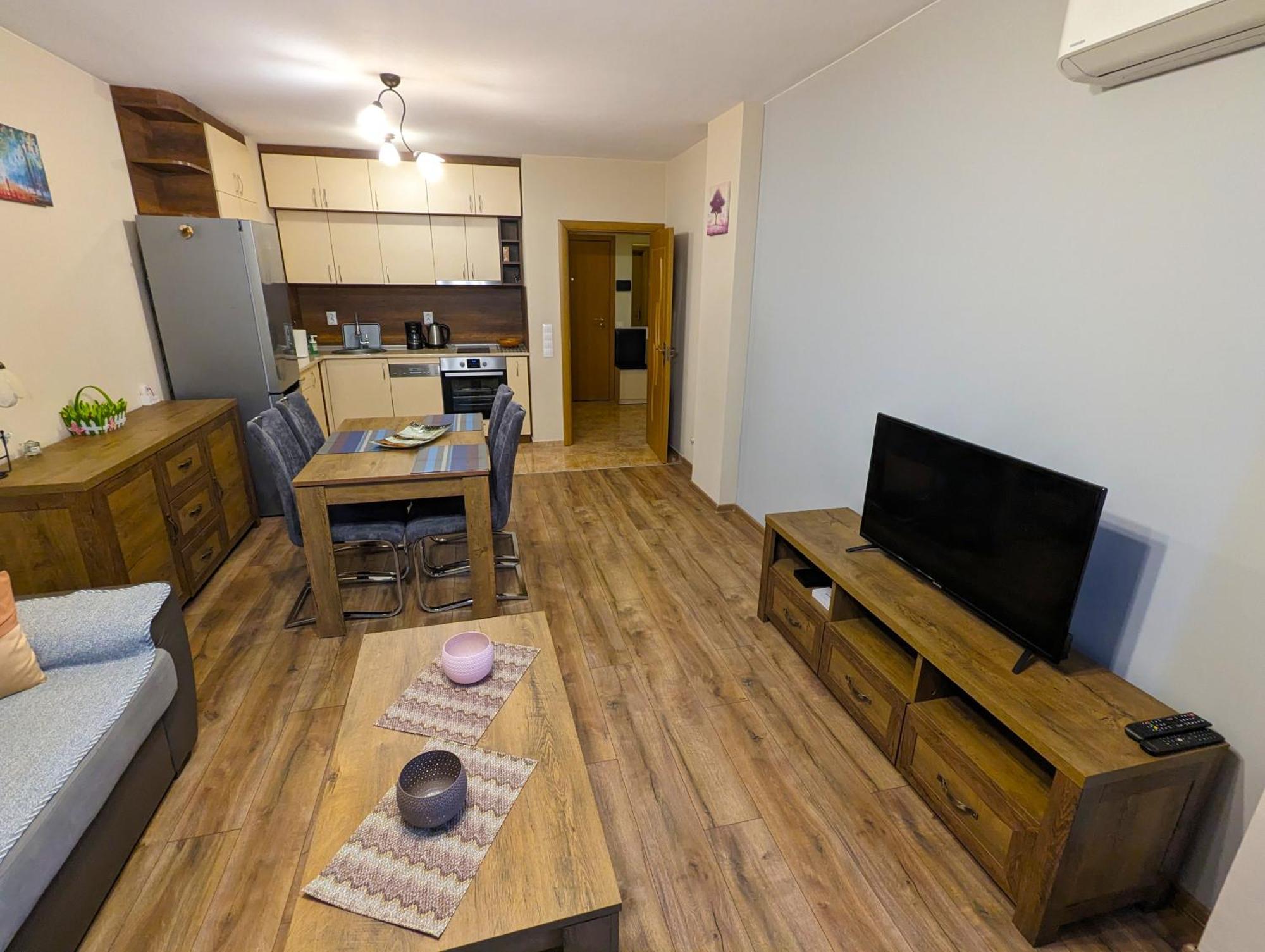 Business And Leisure Apartments In Mladost 2 With Free Garage Sofia Exterior foto